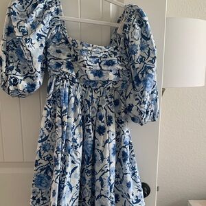 Abercrombie & Fitch Blue and White Smocked Dress NWOT xs